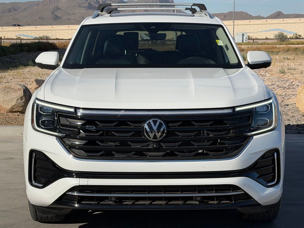 Used 2025 Volkswagen Atlas SEL Premium R-Line image 3