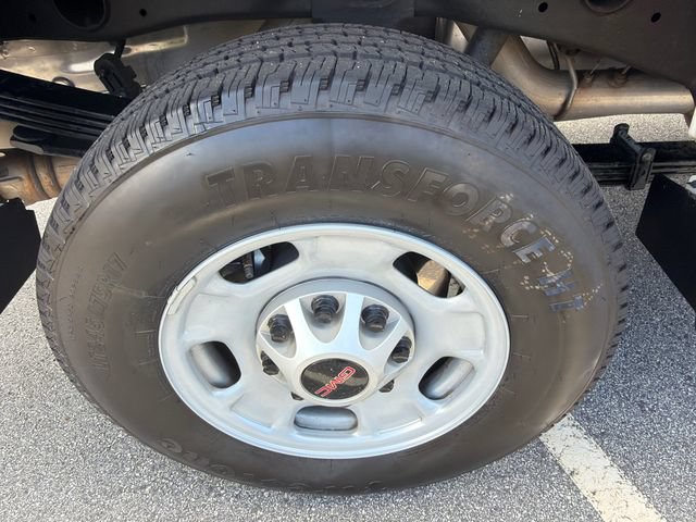 Used 2026 GMC Sierra 2500 Pro AWD/4WD image 17