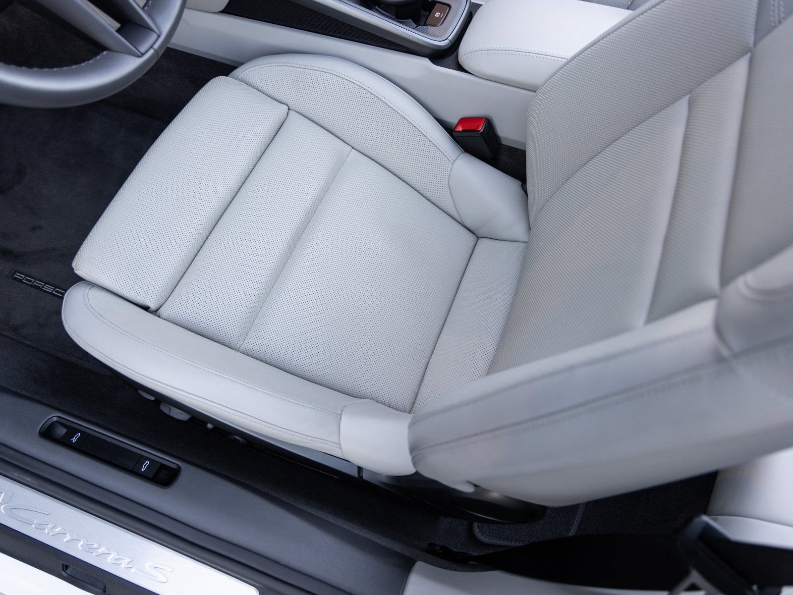 Certified 2024 Porsche 911 Carrera S image 24