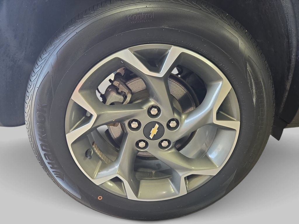 Used 2024 Chevrolet Trax LT w/ Driver Confidence Package FWD image 37