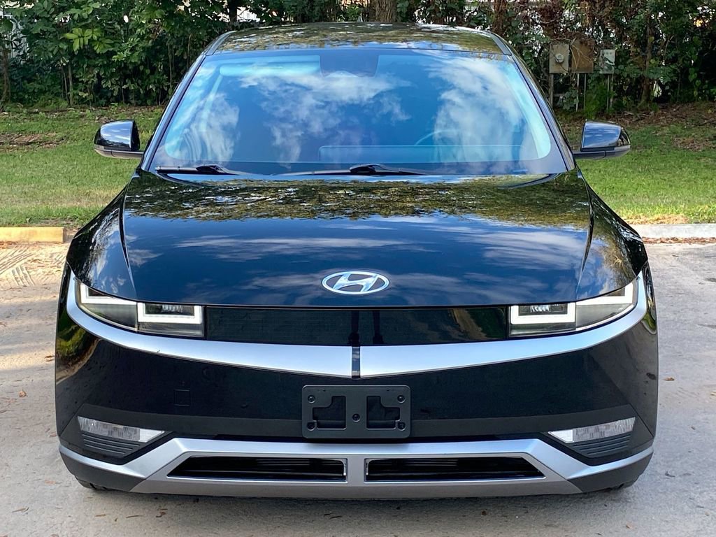 Used 2022 Hyundai Ioniq 5 SE w/ Cargo Package image 2