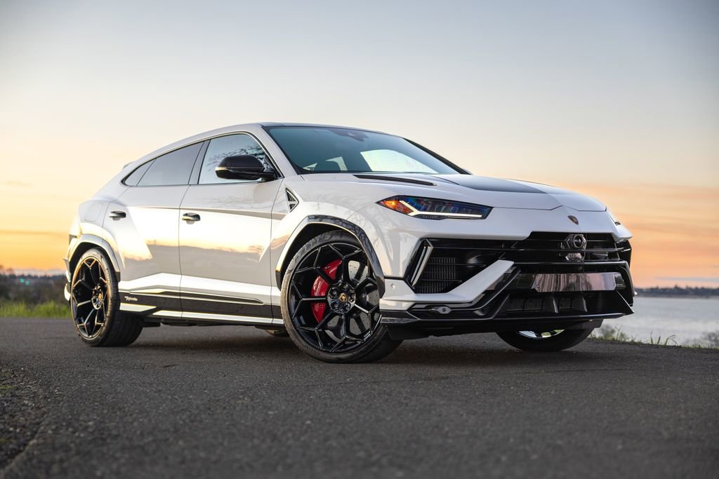 Used 2023 Lamborghini Urus Performante image 43