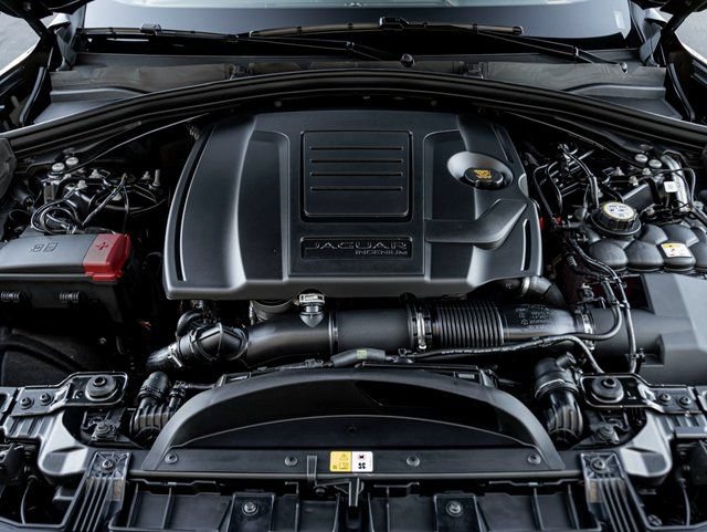 New 2026 Jaguar F-PACE R-Dynamic S AWD/4WD image 31