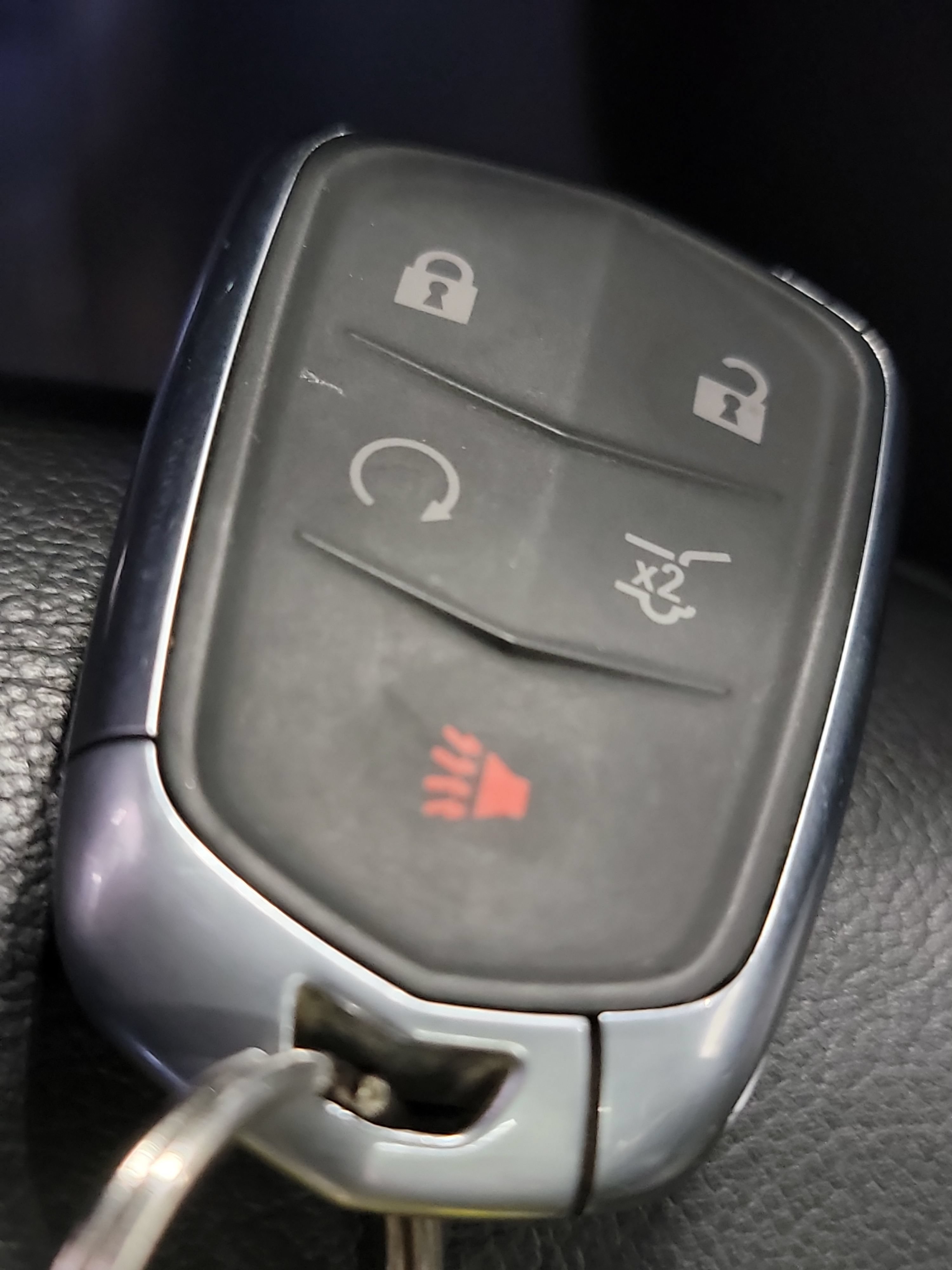 Used 2019 Cadillac XT4 Premium Luxury AWD/4WD image 32