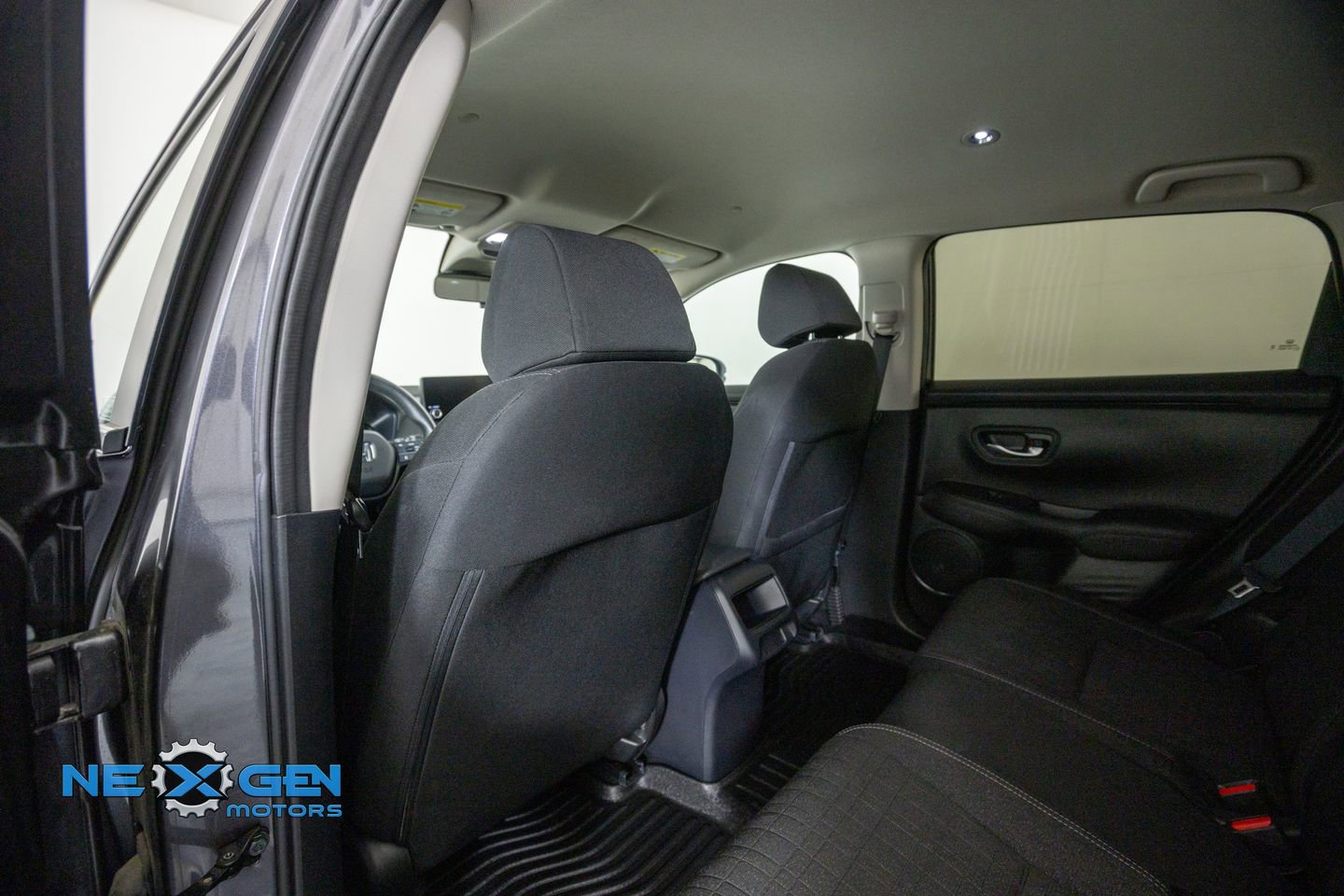 Used 2024 Honda HR-V LX image 27