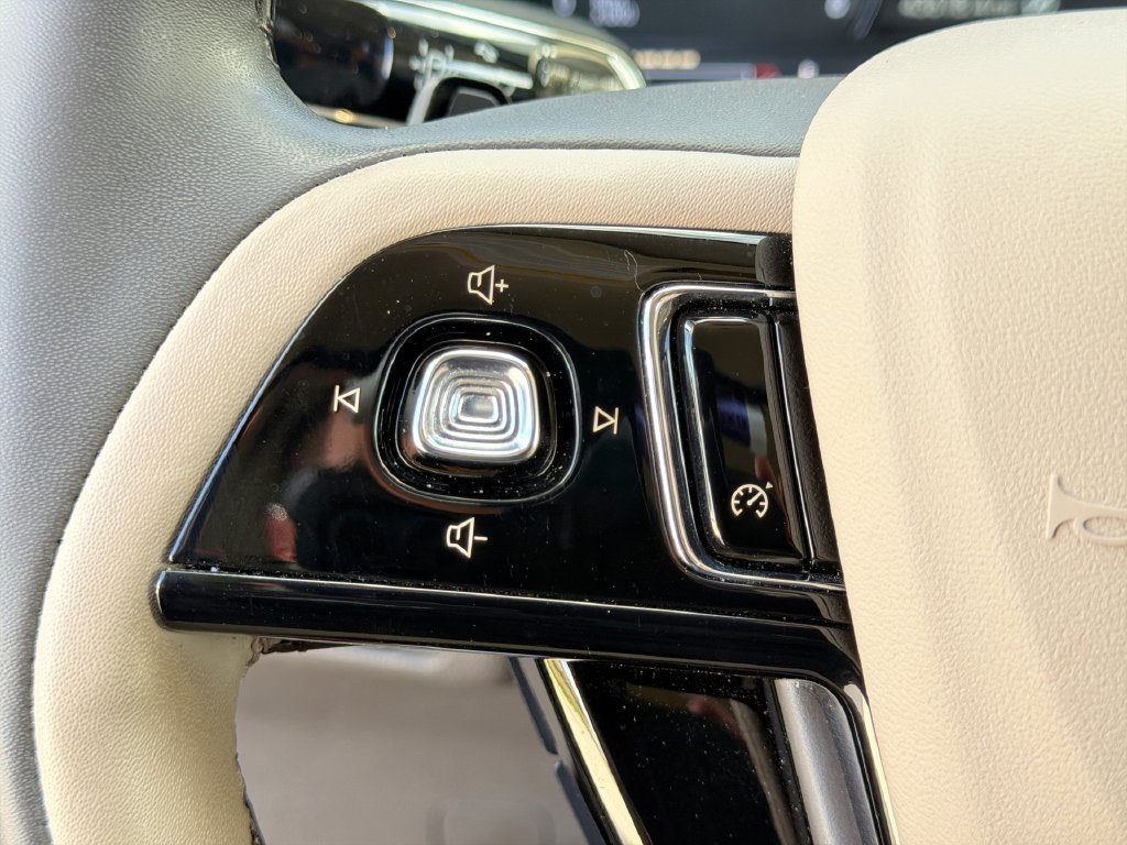 Used 2022 Lincoln Corsair FWD image 25