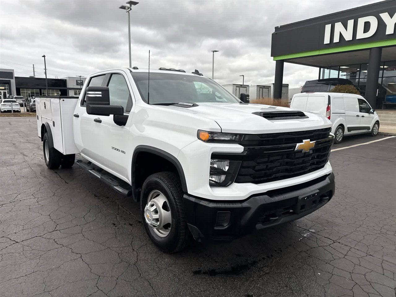 Used 2025 Chevrolet Silverado 3500 W/T w/ WT Convenience Package image 2