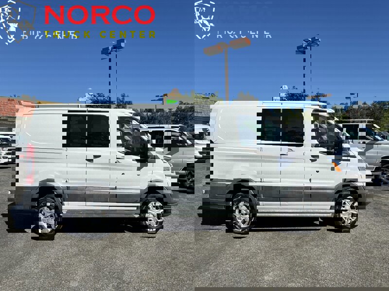 Used 2018 Ford Transit 250 250 T250 Low Roof Cargo w/ Exterior Upgrade Package image 1