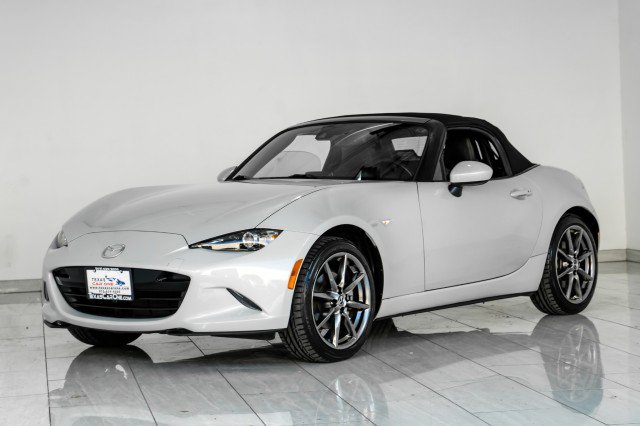 Used 2016 MAZDA MX-5 Miata Grand Touring RWD image 6