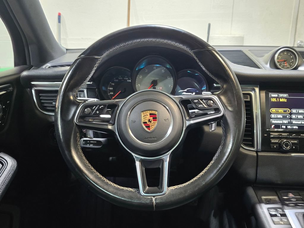 Used 2016 Porsche Macan S image 10