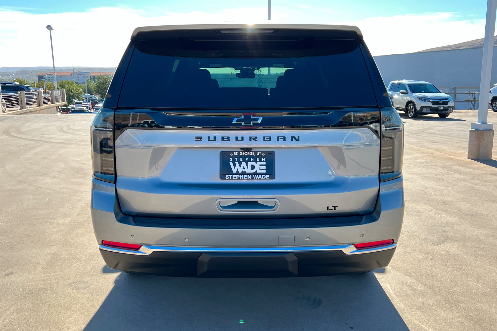 New 2026 Chevrolet Suburban LT w/ Comfort Package AWD/4WD image 5
