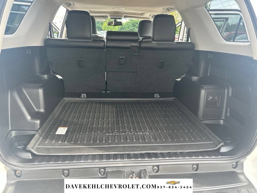 Used 2018 Toyota 4Runner SR5 Premium AWD/4WD image 27