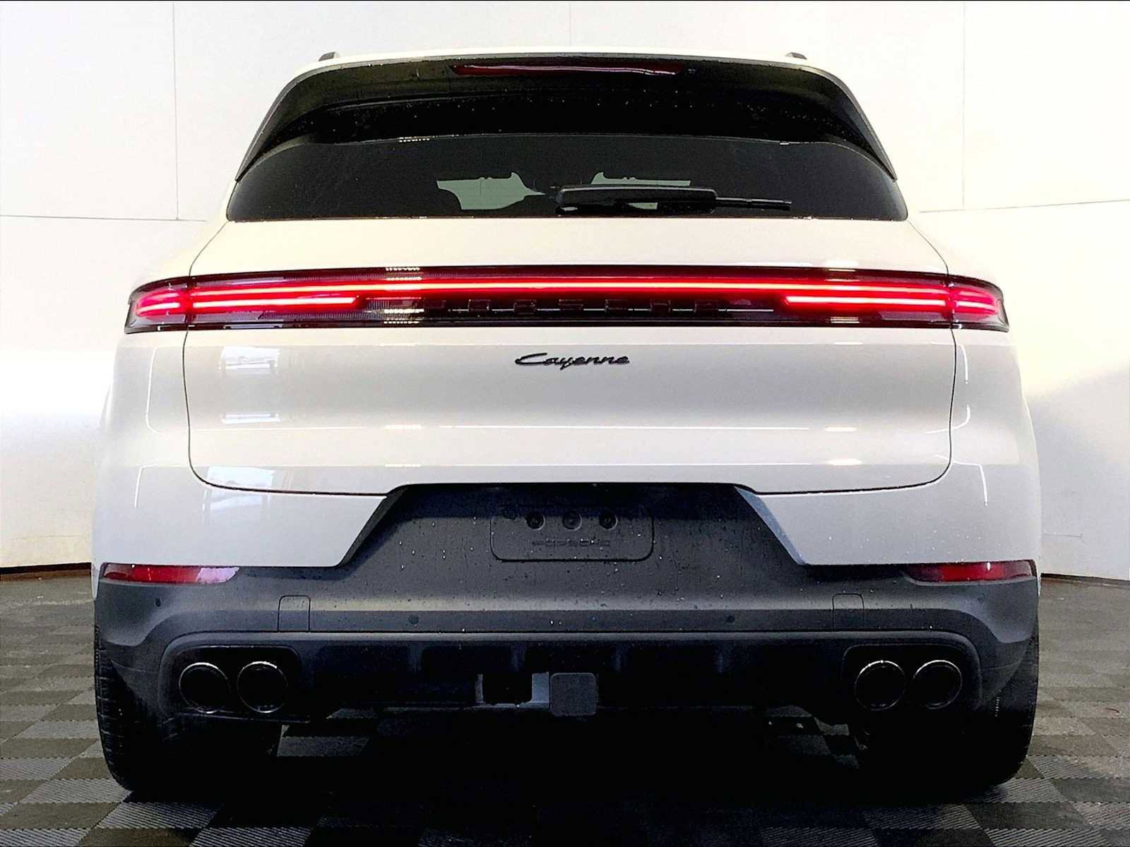 New 2026 Porsche Cayenne image 6
