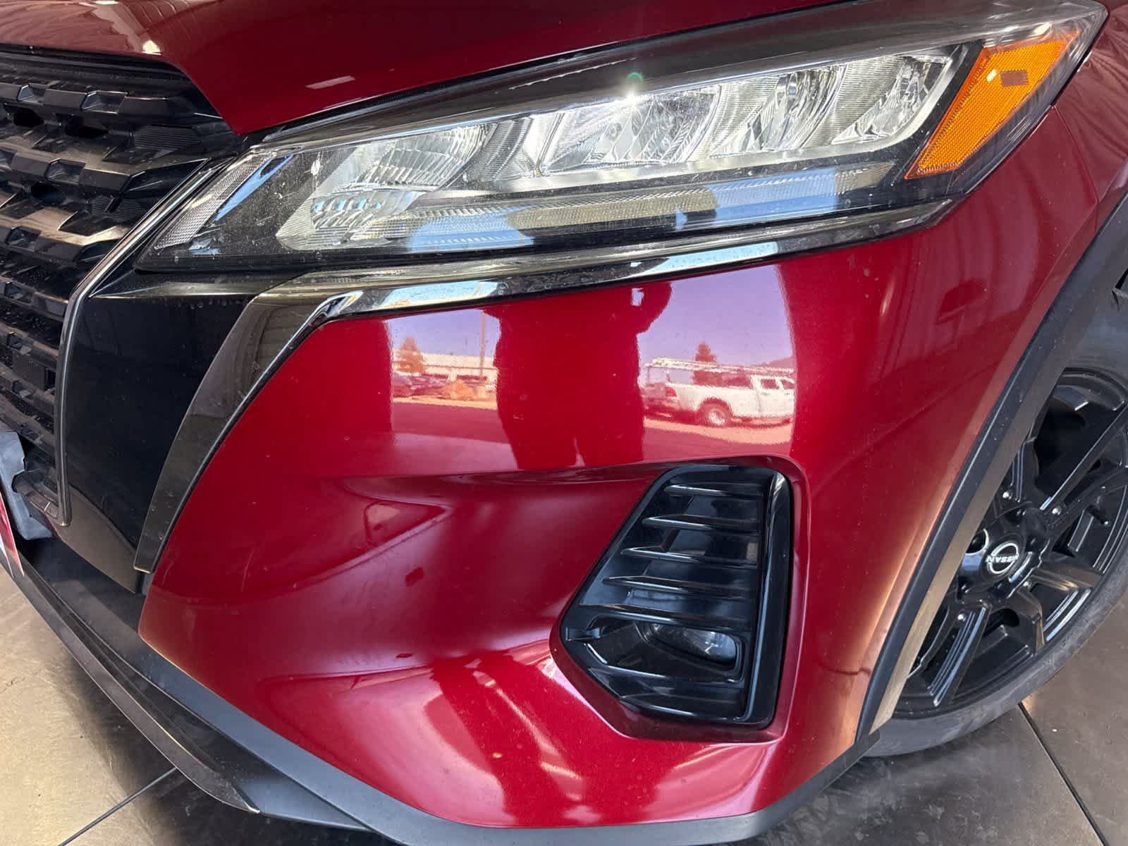 Used 2022 Nissan Kicks SR FWD image 7