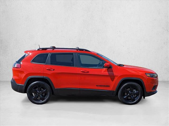 Used 2021 Jeep Cherokee Latitude Plus AWD/4WD image 4
