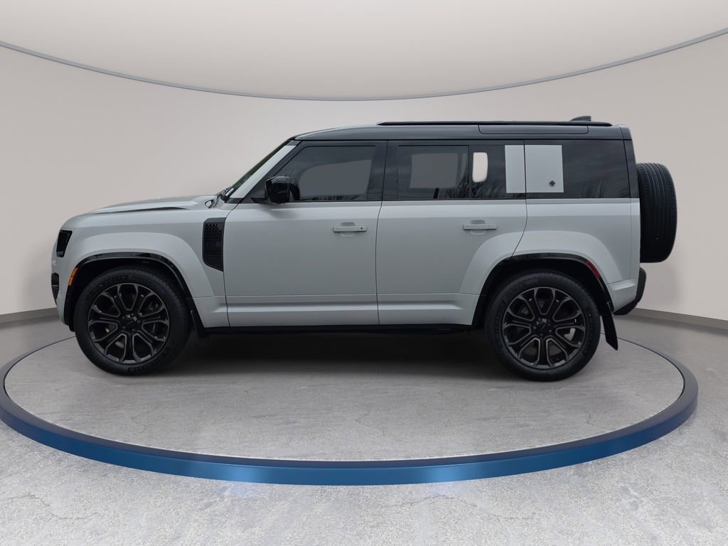 New 2026 Land Rover Defender 110 OCTA image 8