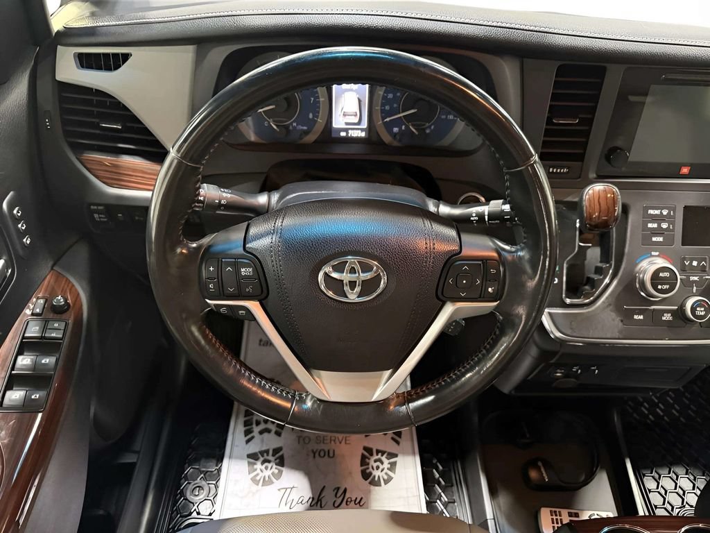 Used 2017 Toyota Sienna Limited AWD/4WD image 26