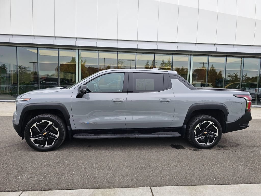 Used 2026 Chevrolet Silverado EV LT AWD/4WD image 2