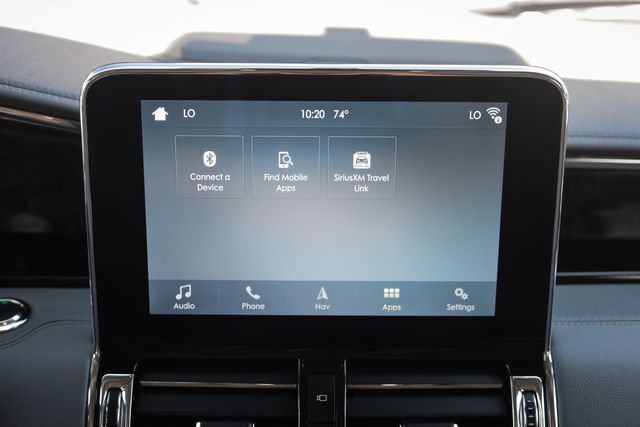 Used 2018 Lincoln Navigator L Select w/ Technology Package AWD/4WD image 35