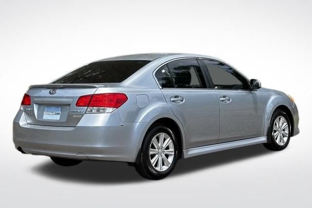 Used 2012 Subaru Legacy 2.5i Premium AWD/4WD image 9