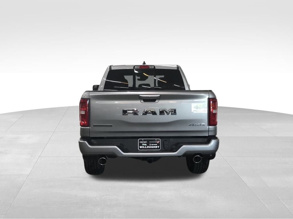 New 2026 RAM 1500 4x4 Crew Cab image 7