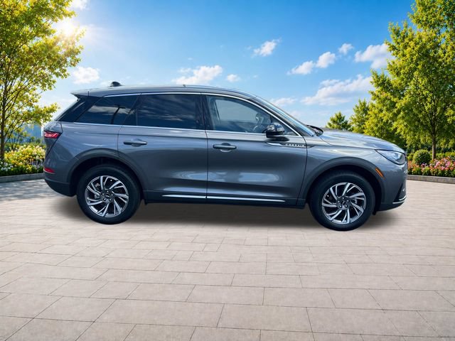 Used 2024 Lincoln Corsair AWD image 9