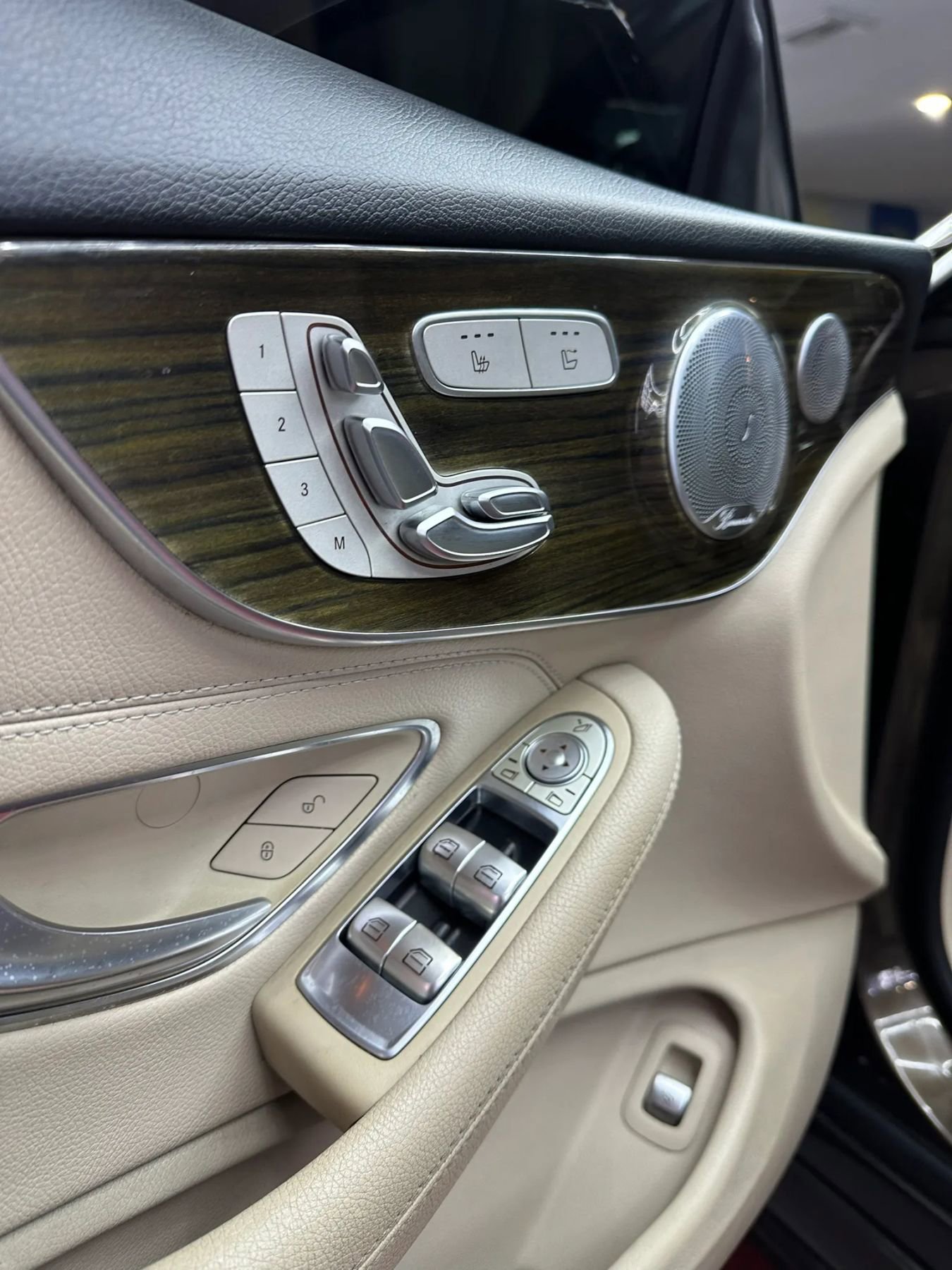 Used 2018 Mercedes-Benz C 300 Cabriolet image 18