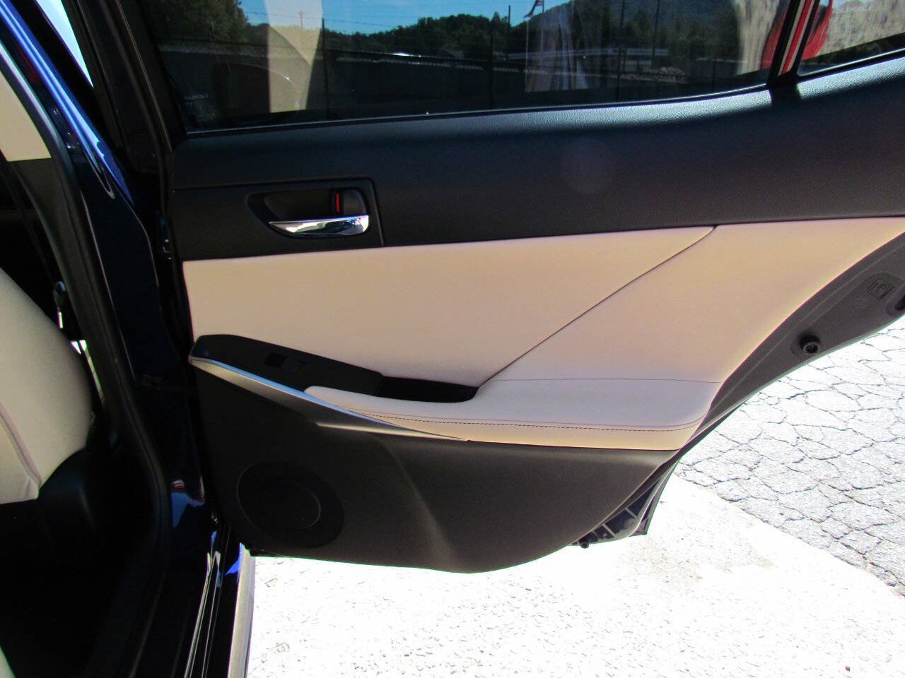 Used 2014 Lexus IS 250 RWD image 15