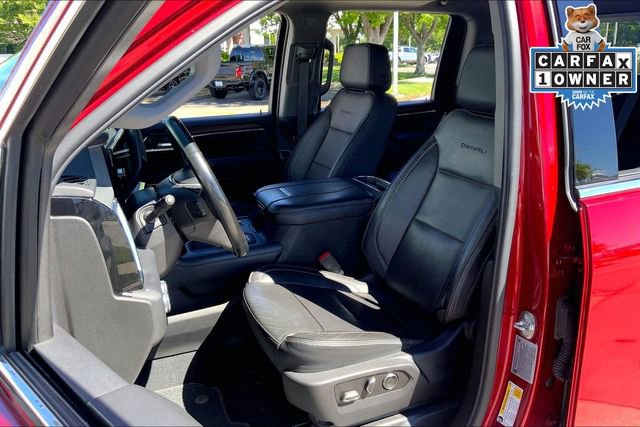 Used 2024 GMC Sierra 3500 Denali w/ Denali Reserve Package AWD/4WD image 25