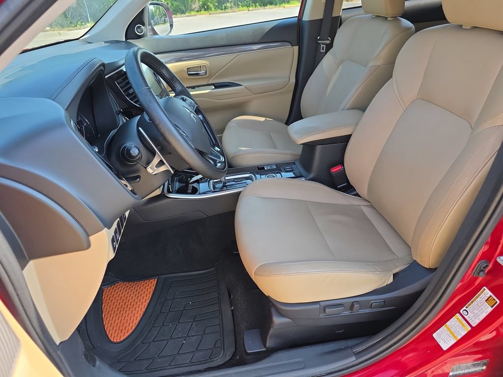Used 2020 Mitsubishi Outlander GT AWD/4WD image 11