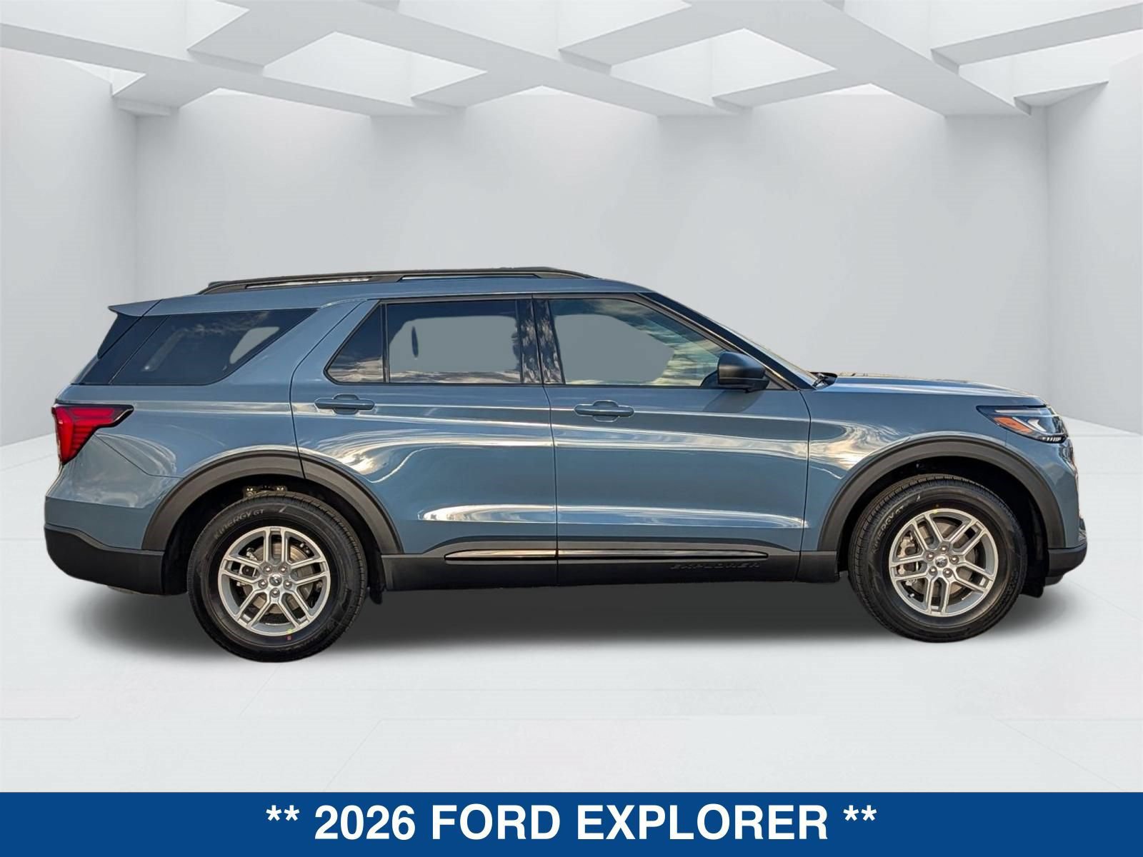 New 2026 Ford Explorer Active w/ Active Comfort Package RWD image 5