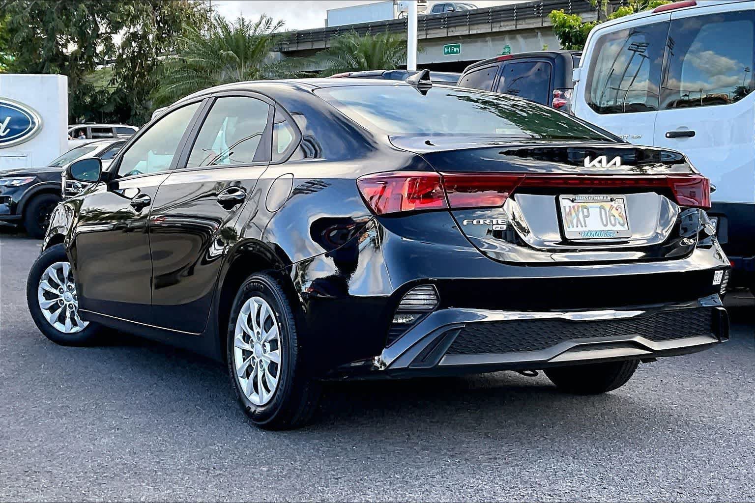 Used 2022 Kia Forte Sedan FWD image 4