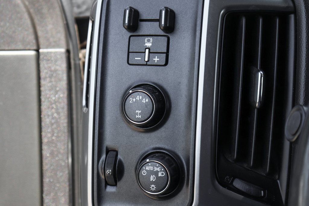 Used 2019 Chevrolet Silverado 2500 LTZ w/ Duramax Plus Package image 20