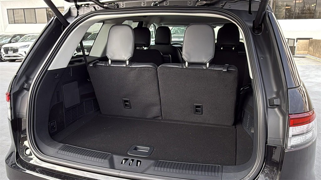 New 2026 Lincoln Aviator AWD image 12