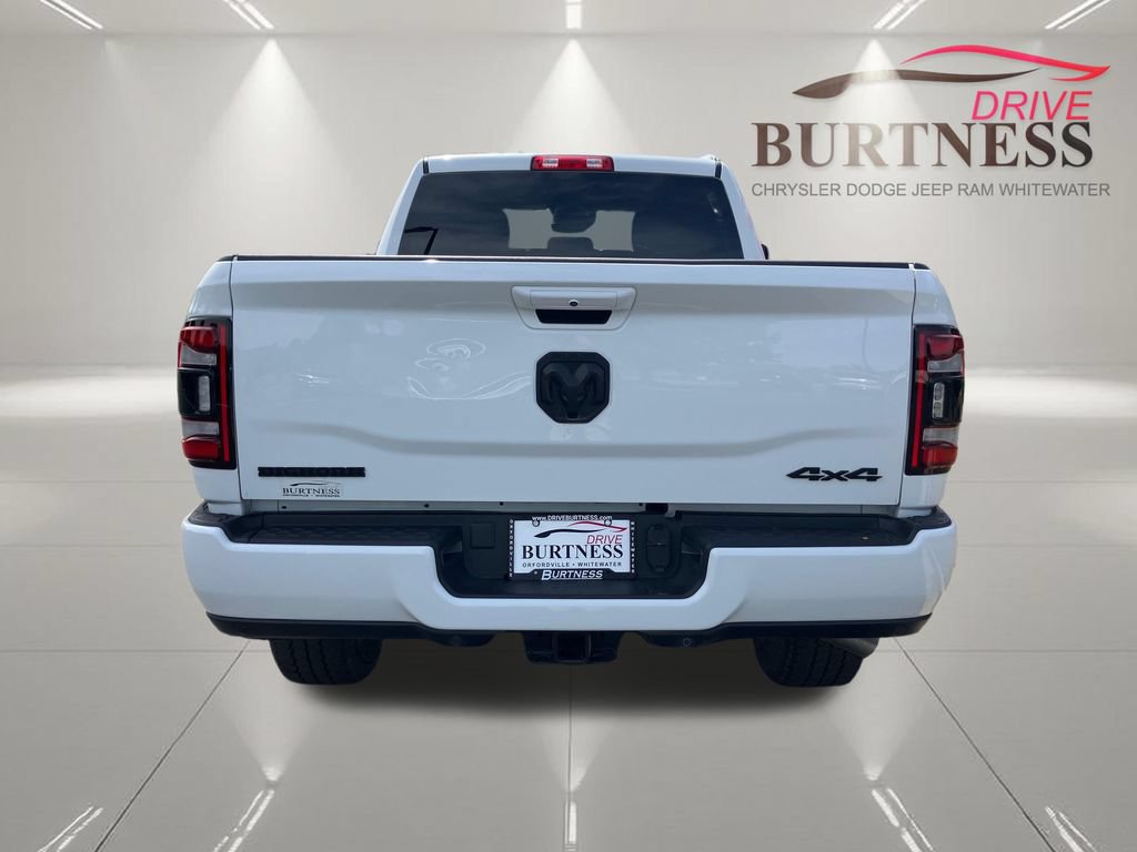 Used 2024 RAM 2500 Big Horn w/ Night Edition AWD/4WD image 9