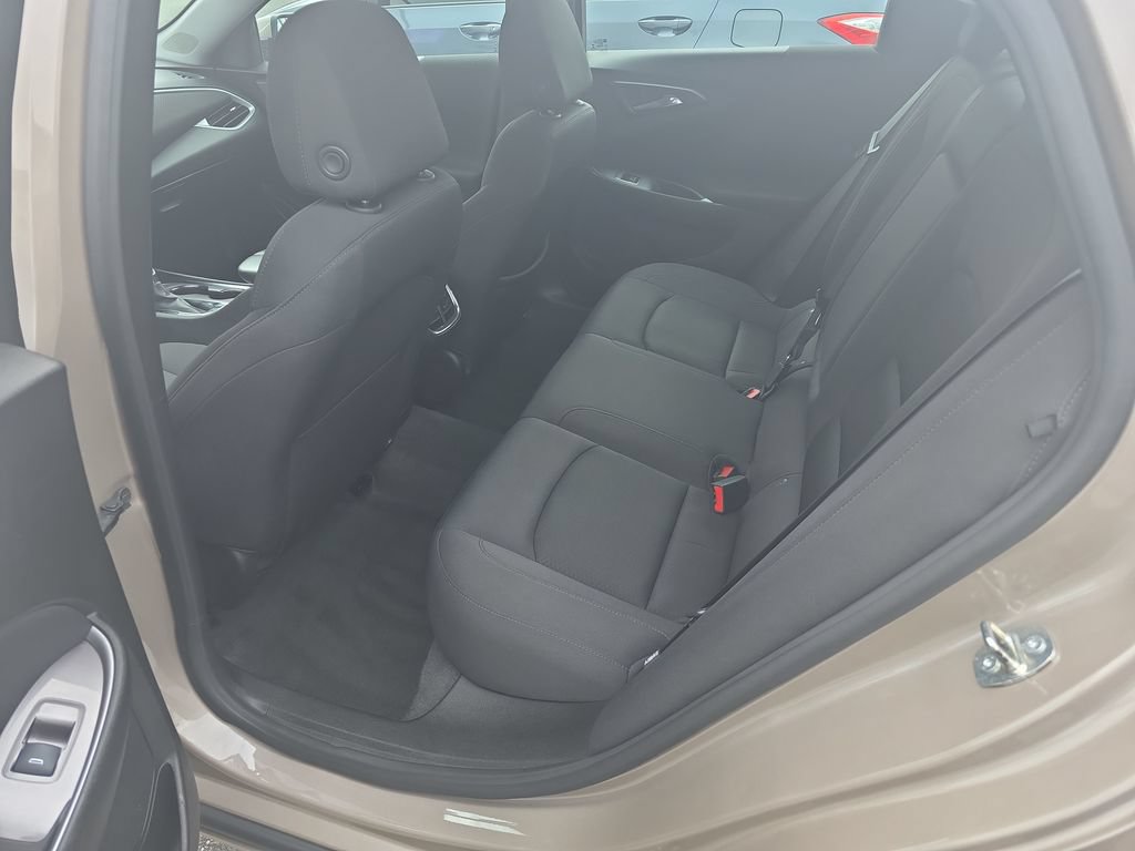 Used 2023 Chevrolet Malibu LT FWD image 23