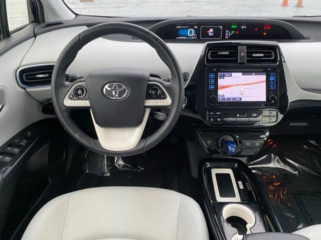 Certified 2017 Toyota Prius Three Touring w/ Carpet Mat Package FWD image 11