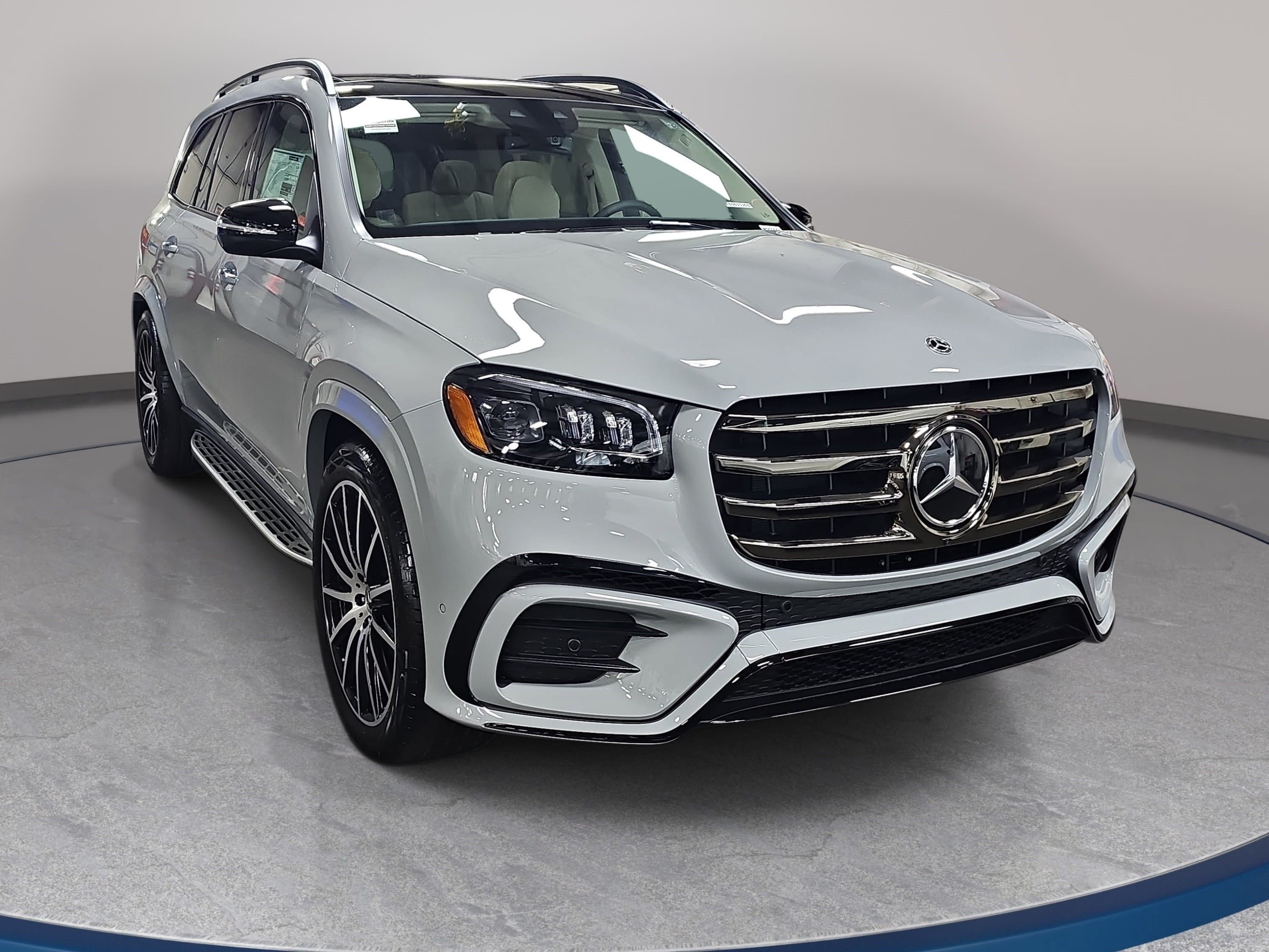 New 2026 Mercedes-Benz GLS 450 4MATIC image 3