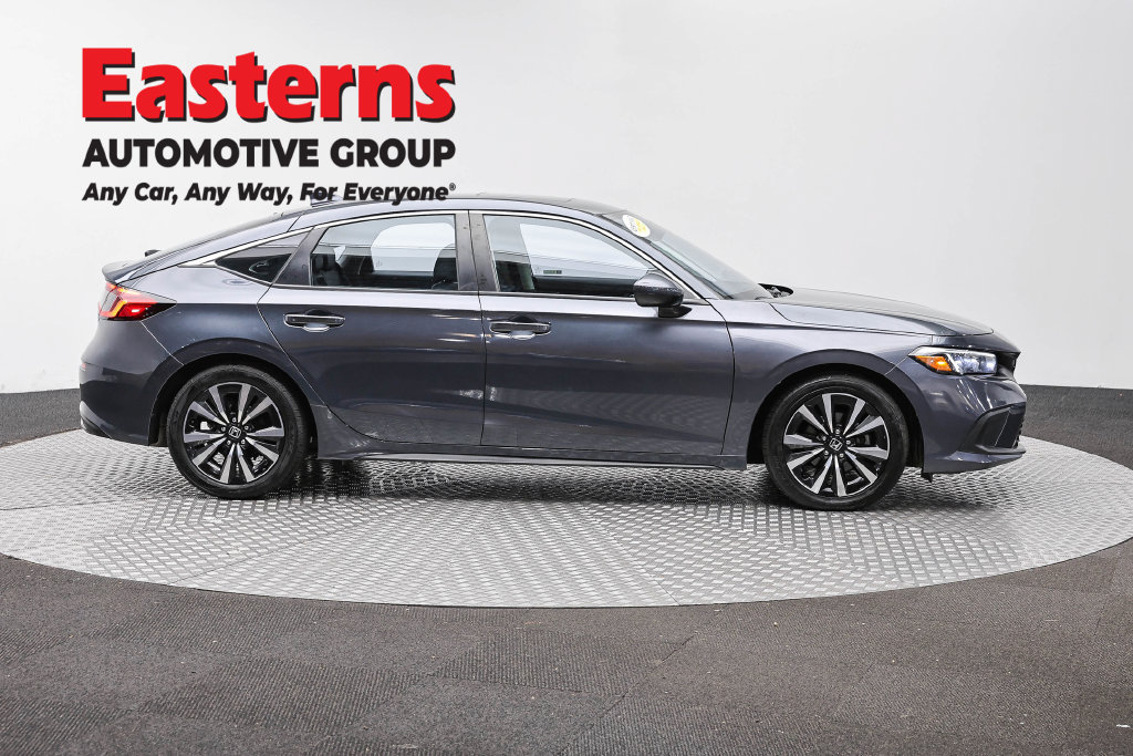 Used 2024 Honda Civic EX-L image 6