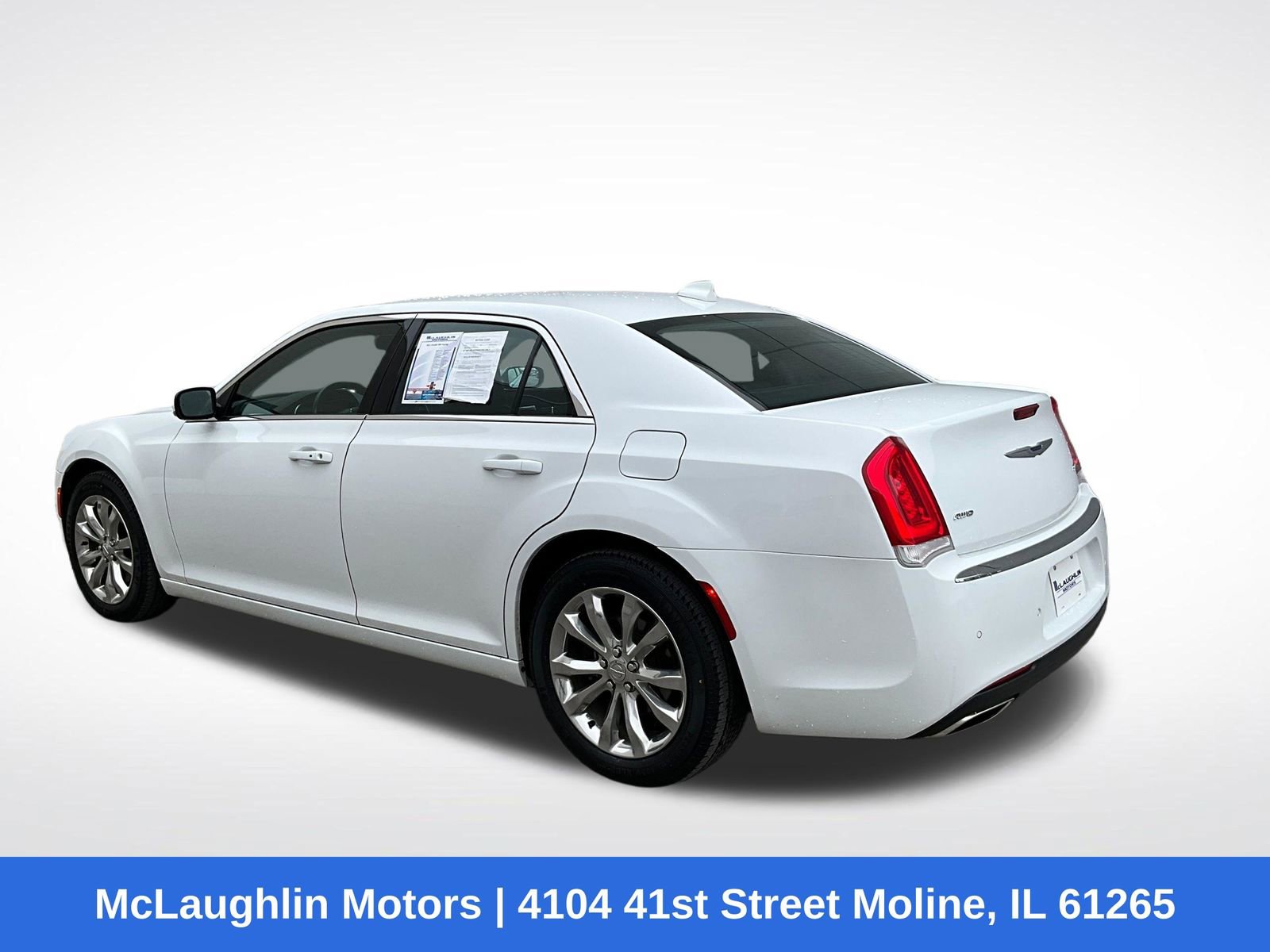 Used 2021 Chrysler 300 Touring L image 13