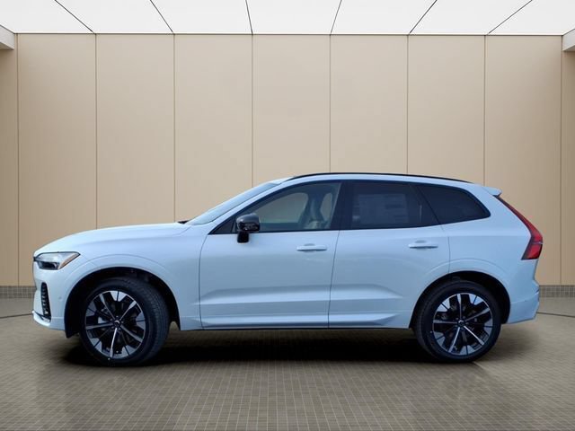 New 2026 Volvo XC60 B5 Plus w/ Protection Package Premier AWD/4WD image 5