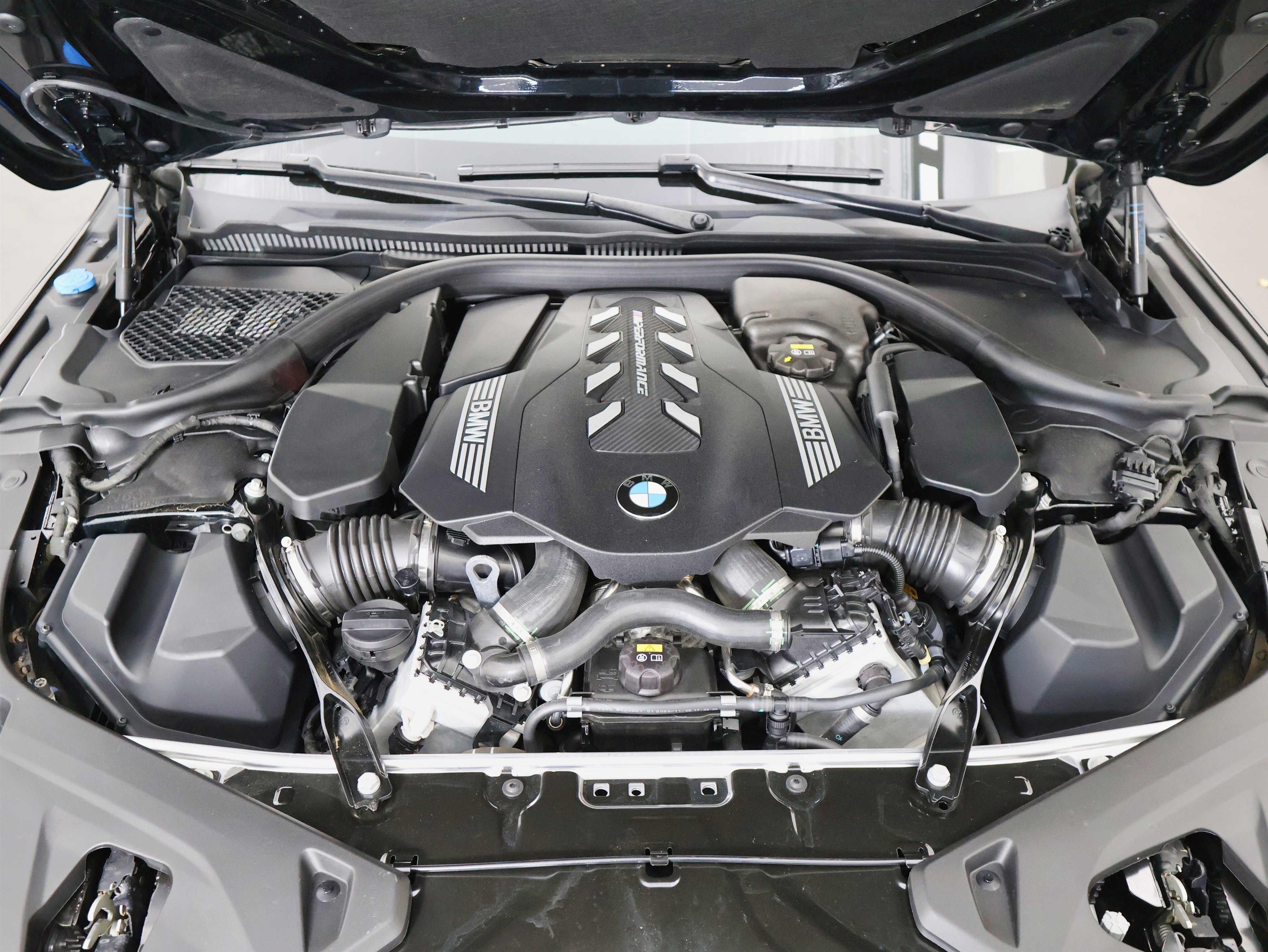 Used 2021 BMW M850i xDrive Convertible image 56