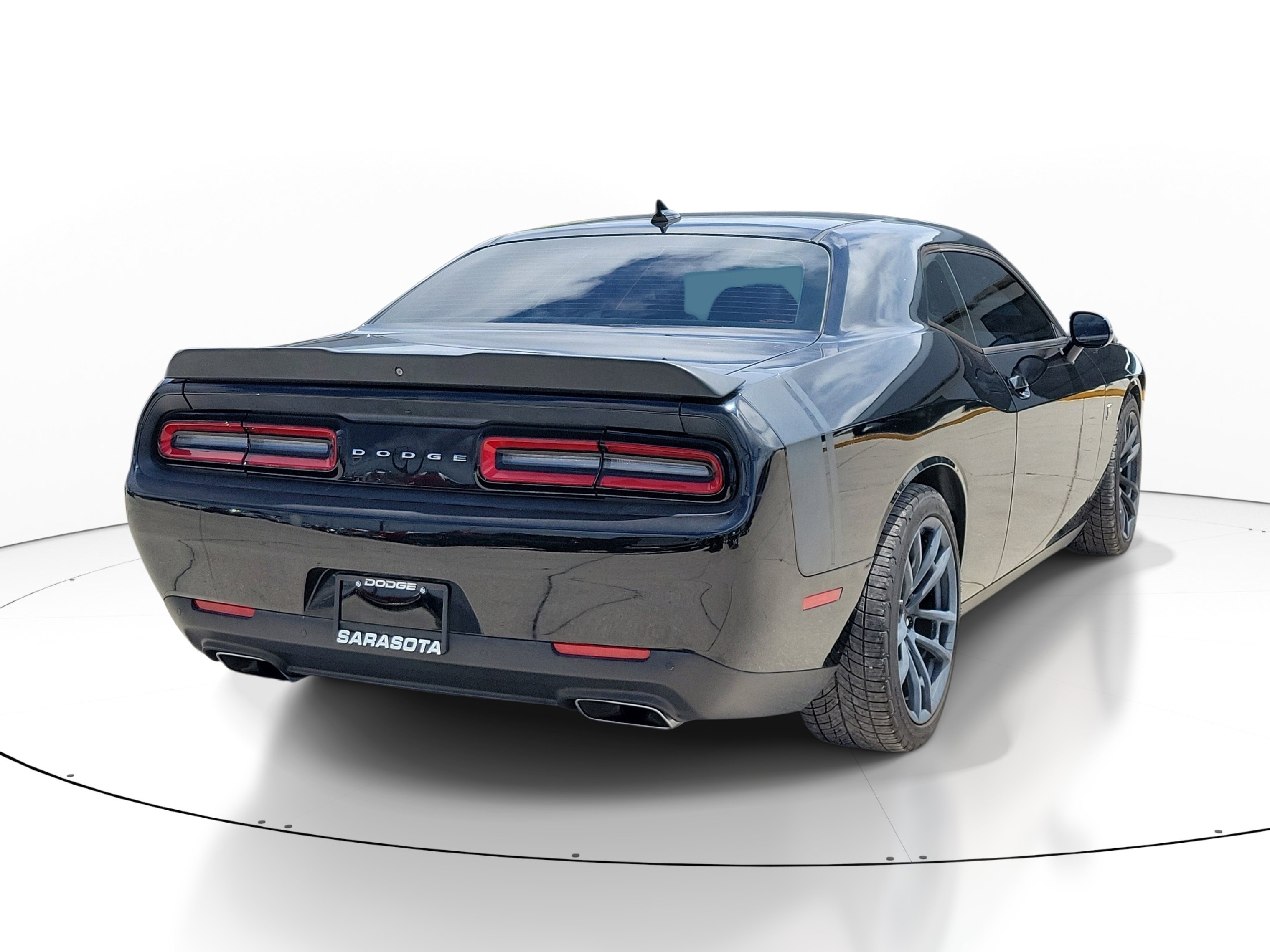 Used 2019 Dodge Challenger R/T Scat Pack w/ Shaker Package RWD image 6