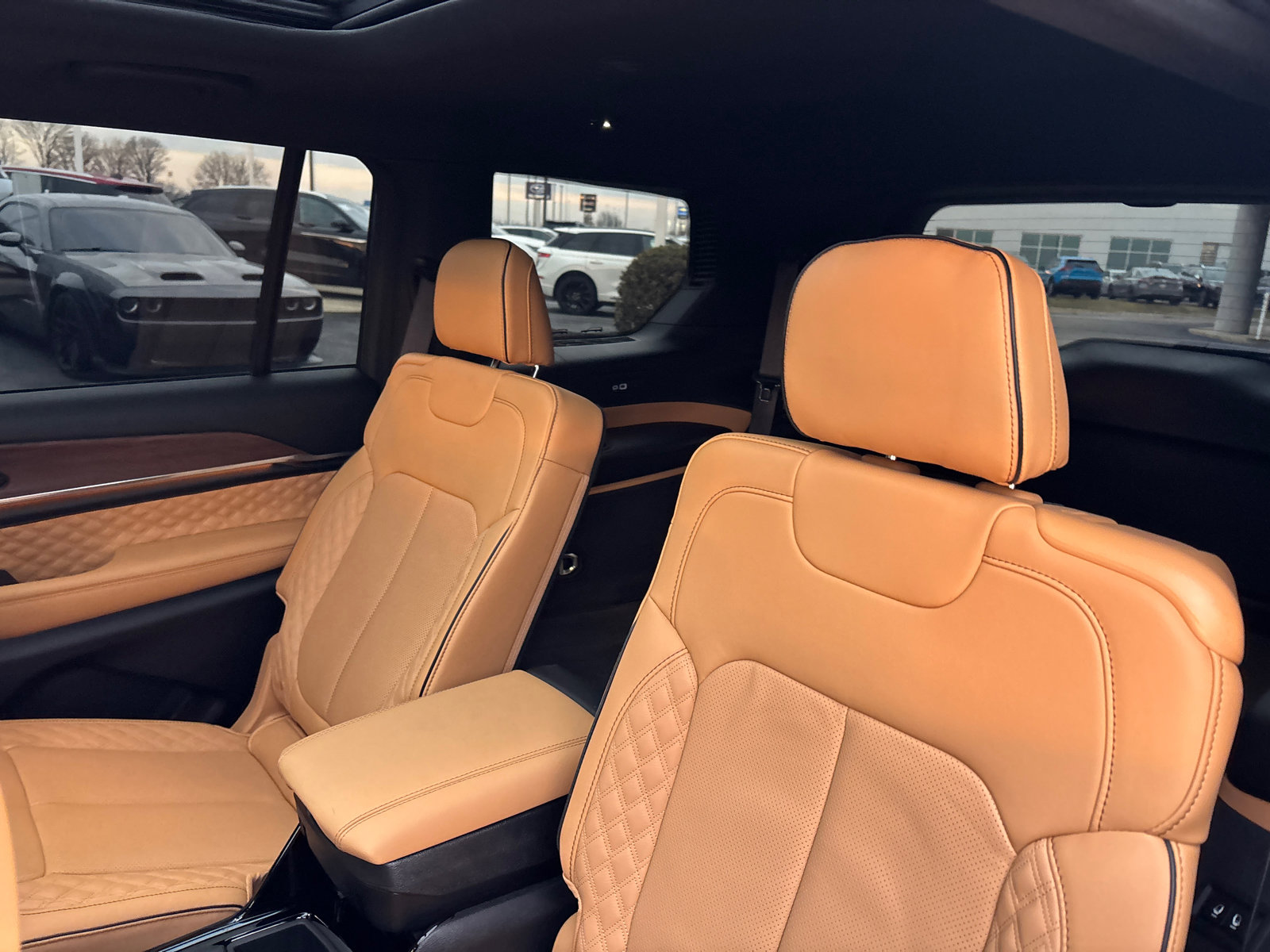 Used 2025 Jeep Grand Cherokee L Summit image 26