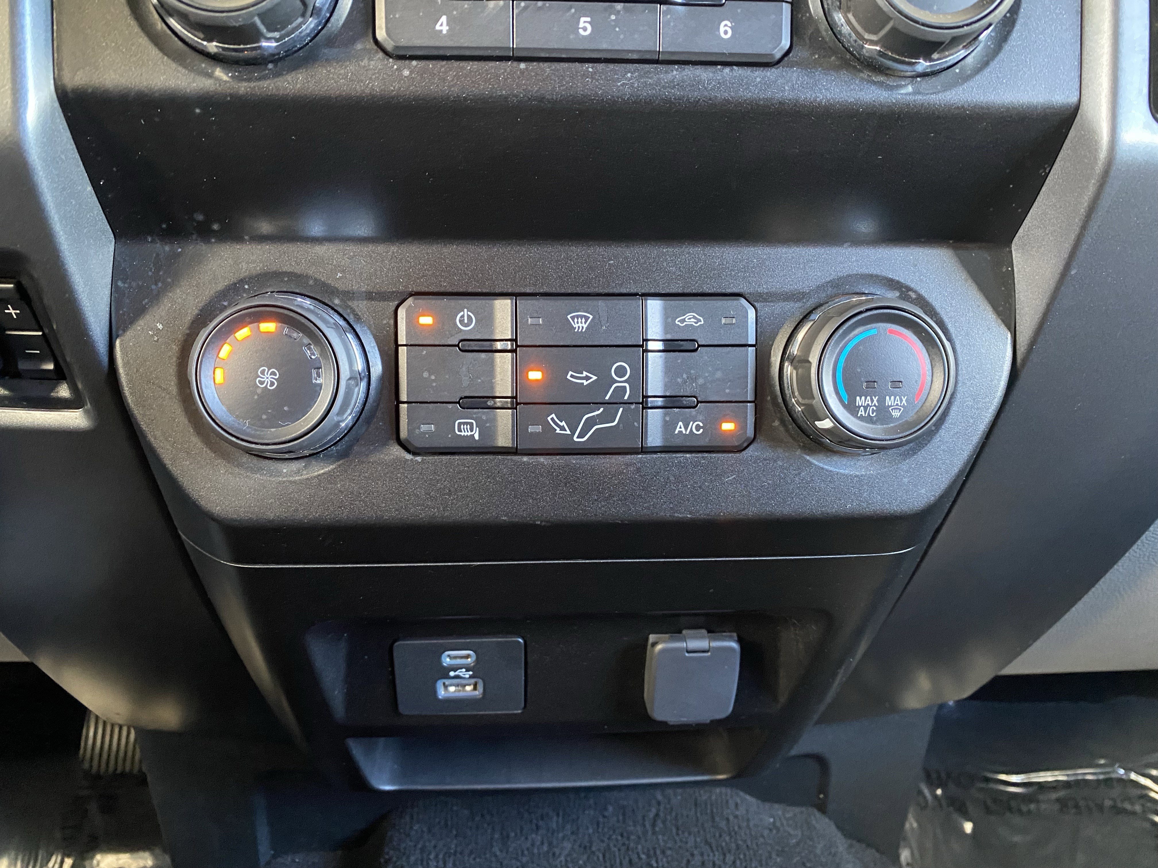 Used 2021 Ford F250 XLT AWD/4WD image 28