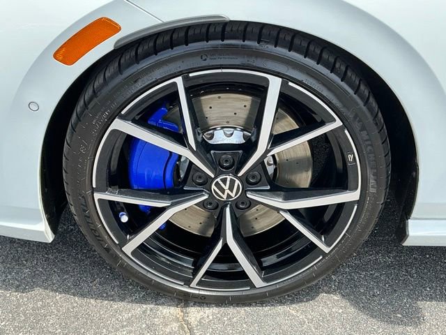 Used 2022 Volkswagen Golf R AWD/4WD image 9