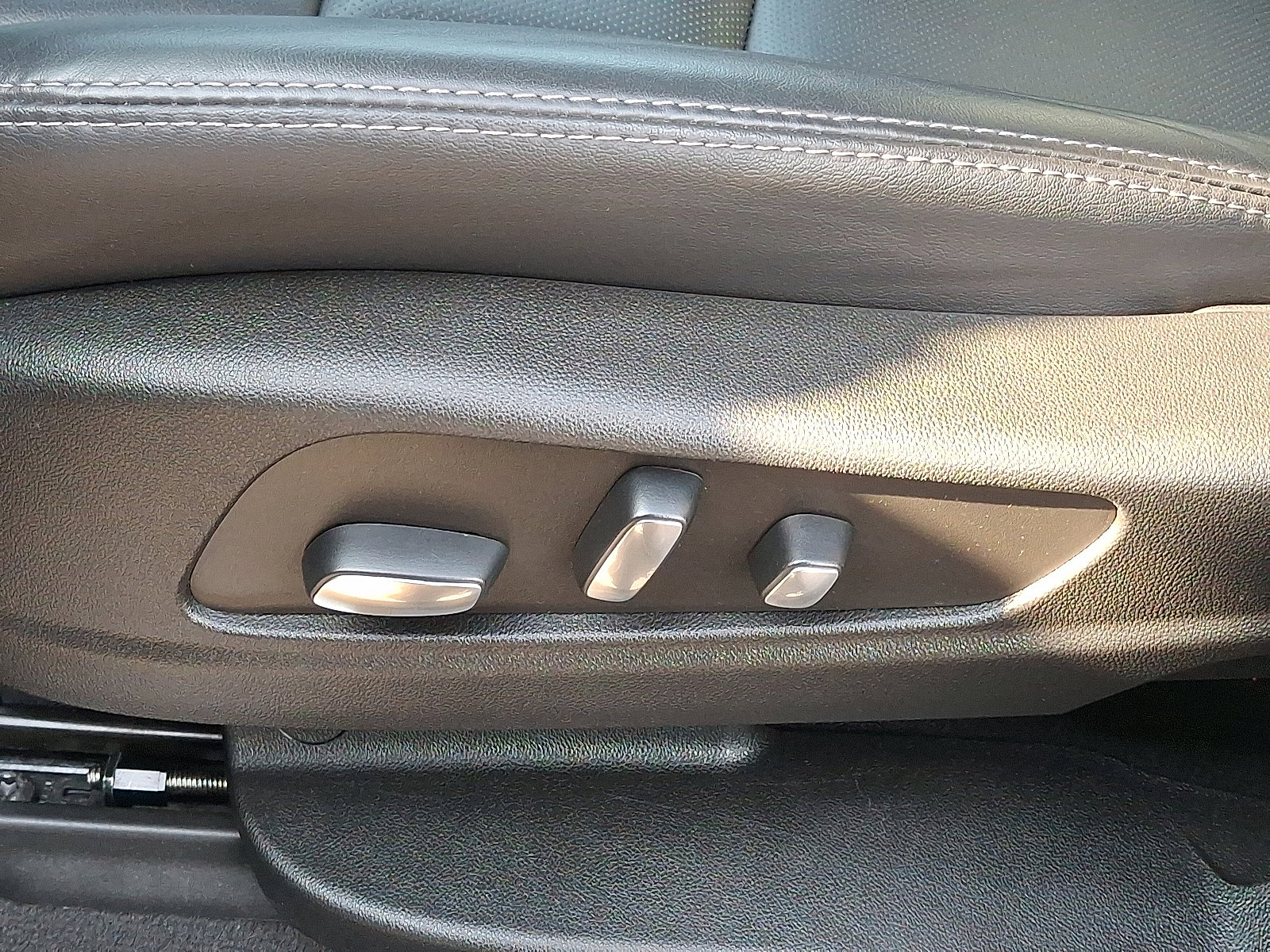 Certified 2023 Cadillac XT5 Premium Luxury image 17