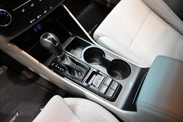 Used 2019 Hyundai Tucson SE image 19
