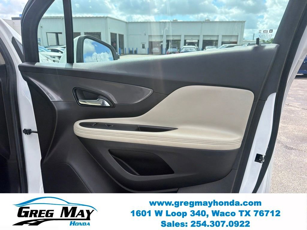 Used 2017 Buick Encore Essence FWD image 28