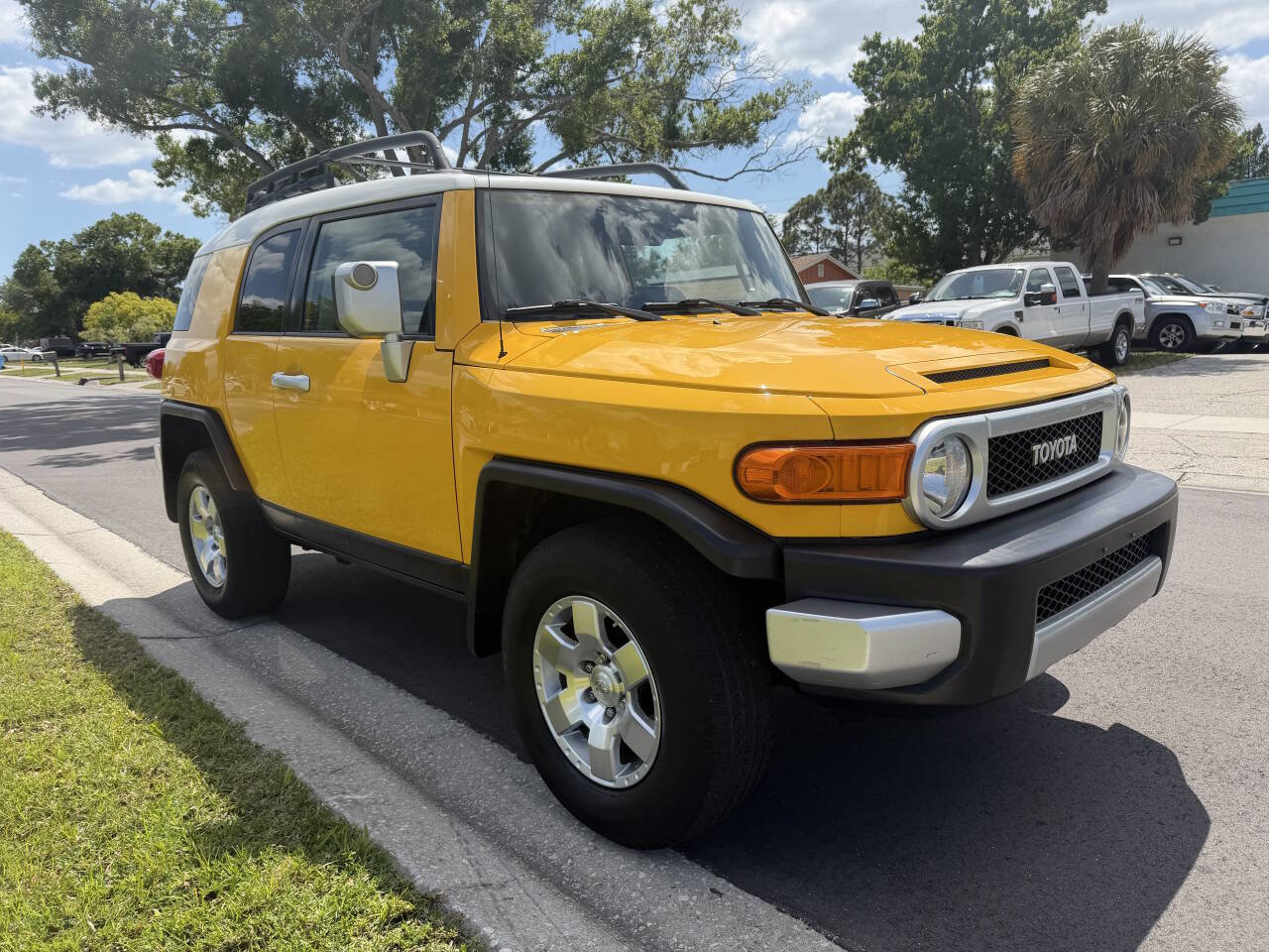 Used 2008 Toyota FJ Cruiser 4WD image 2